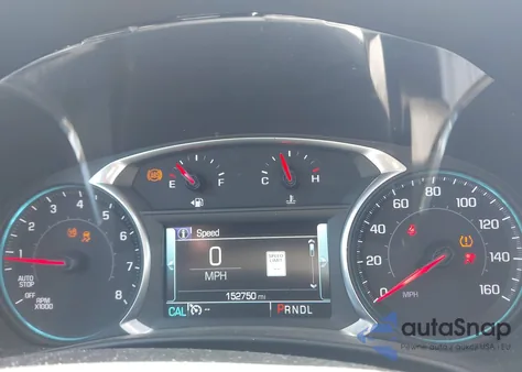 2018 Chevrolet Equinox Premier z USA, uszkodzony, nr VIN 2GNAXVEV7J6318103